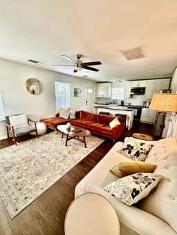 Stylish 2BR/2BA Home, 5 Min to Moody Center - Image 5