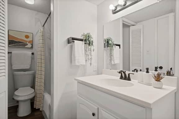 Walk to UT Austin | Cozy & Convenient Stay