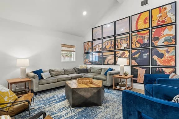 Modern Home Near Downtown Georgetown - Image 1